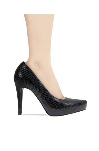 Beautiful BCBGeneration Black Lizard Women's Platform Pumps