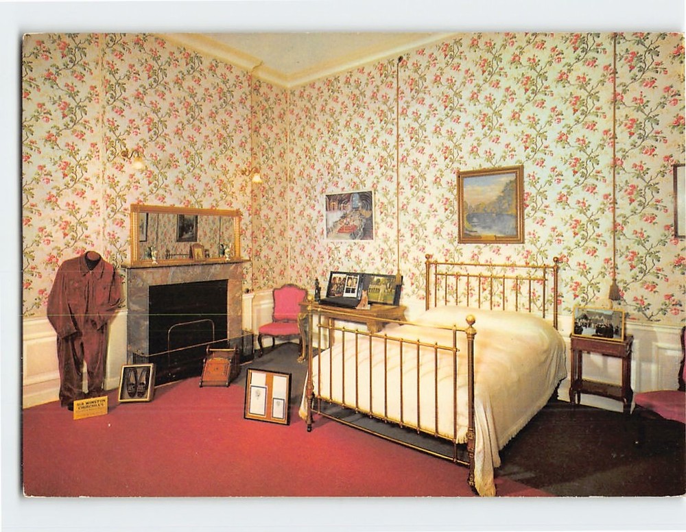Postcard Winston Churchill Birth Room Blenheim Palace Oxfordshire England