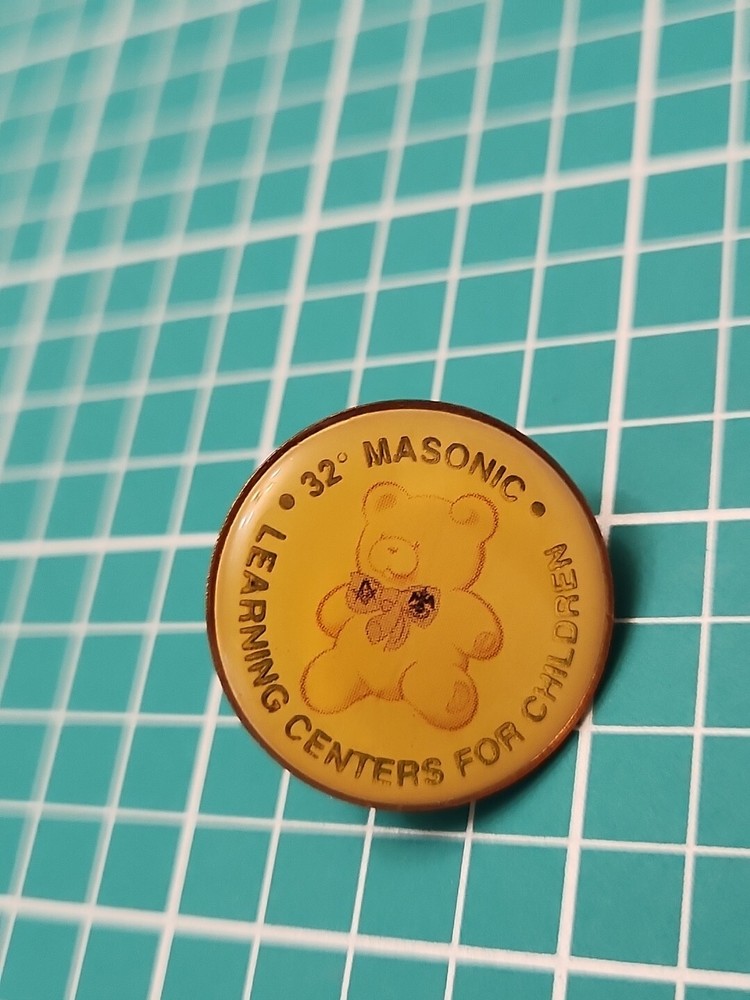 Vtg 32 Degree Masonic Learning Centers For Children Gold Tone Lapel Pin