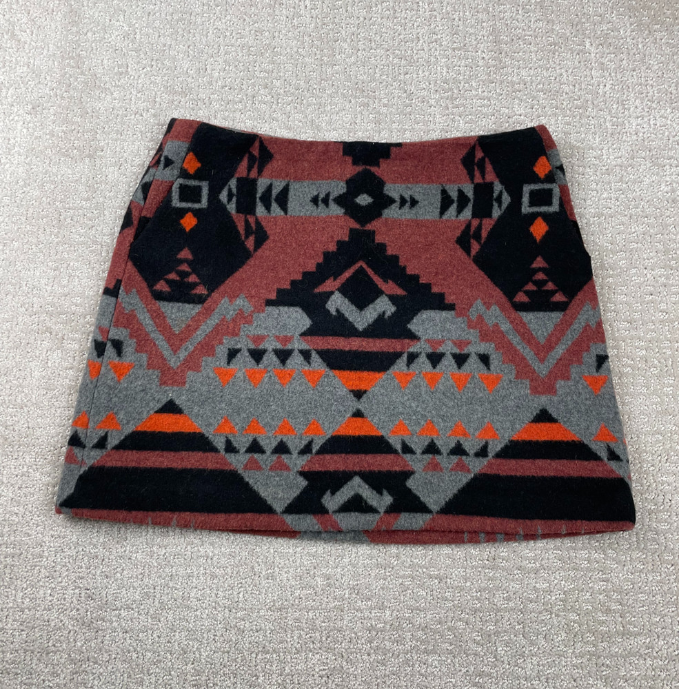 Gap Mini Skirt Womens Size 6 Southwest Ski Bell Burgundy Red Aztec Wool Blend