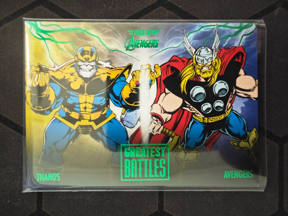 2022 Marvel Fleer Ultra Avergers Green Greatest Battles Thanos vs The Avengers