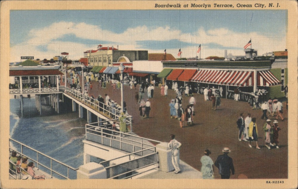 Ocean City, New Jersey NJ Boardwalk Moorlyn Terrace Teich 1945 Vintage Postcard