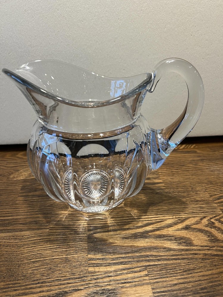 Heisey Colonial glass pitcher-medium size