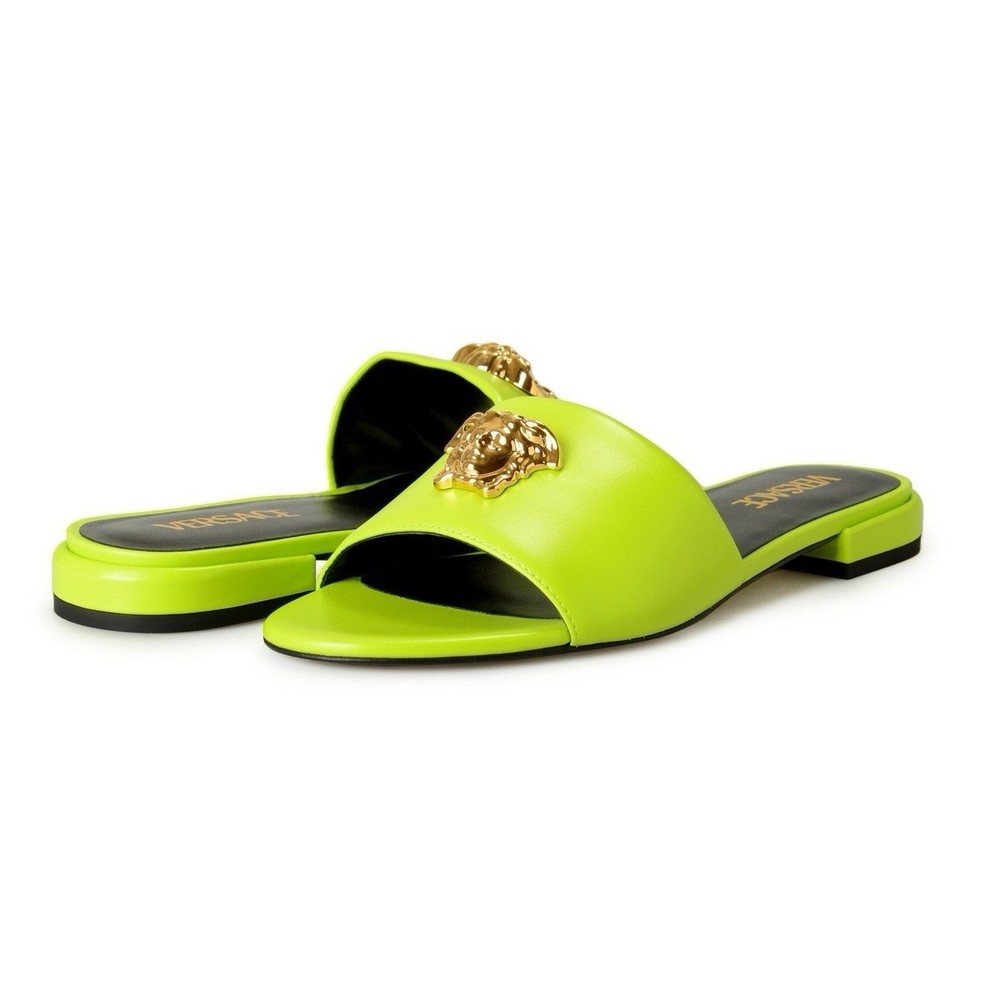 BNWT Versace Women's Leather Gold Medusa Sandals Flip Flop Mules Size 36 US 6