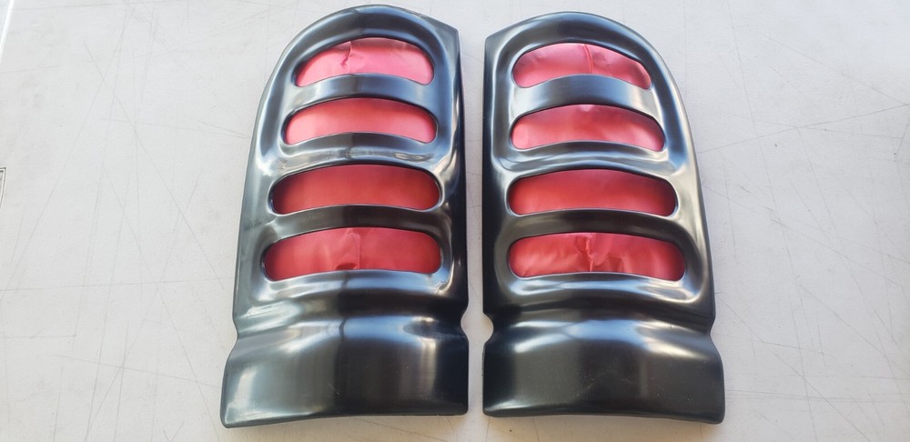 94-01 Dodge ram 1500, 2500.  Tail Light Covers GTS TAILBLAZER II