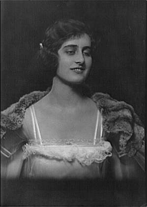 Photo:Maxine Forbes Robertson Portrait Photograph 1921 Studio Headshot