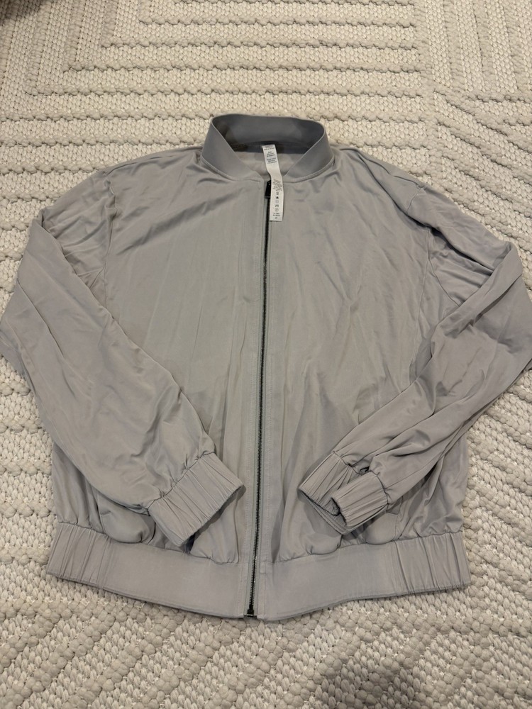 Lululemon Lab Women’s White Cloud Grey Gray Cupro Full Zip Jacket Size 4