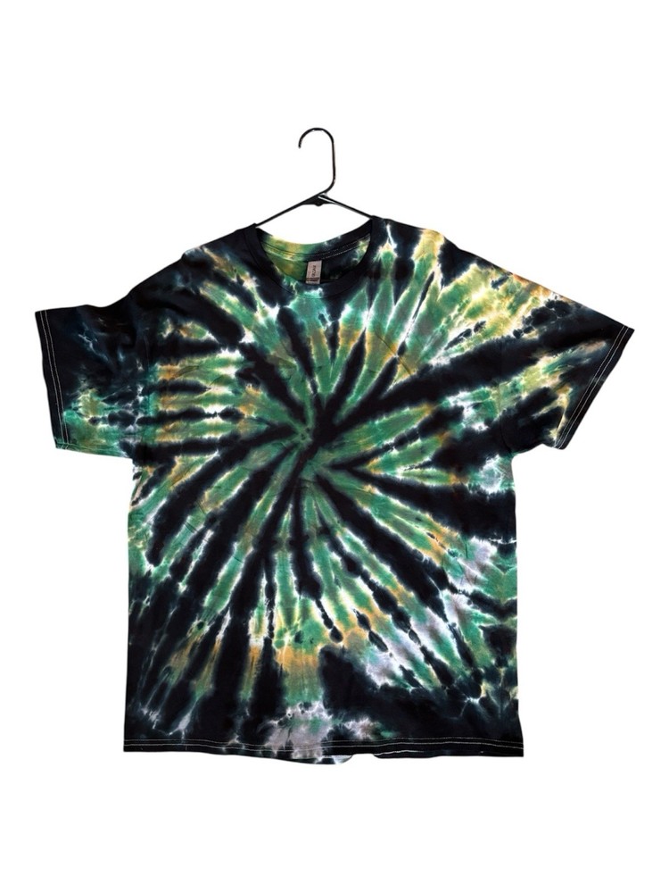Handmade Forest Spiral Tie Dye T-Shirt Green, Black Gildan  Cotton Unisex XL