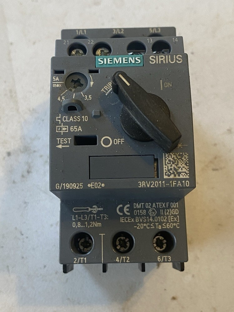 Siemens 3RV2011-1FA10 Class 10 Circuit Breaker 3P 3.5-5A