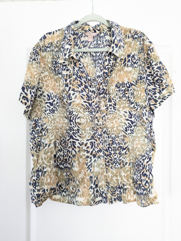 White Stag 3X Button Up Short Sleeve Shirt Animal Print Womens Plus Size XXXL