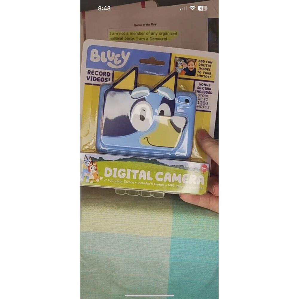 BLUEY Kids Digital Camera with SD Card Records Videos 2” Color Screen NEW