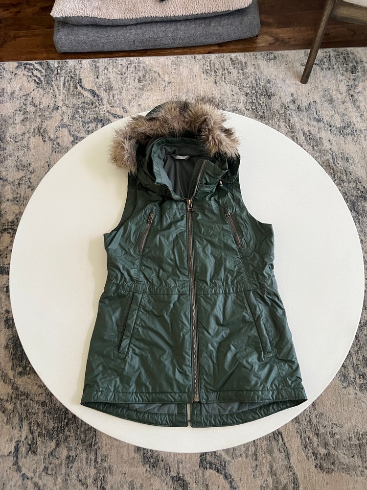 Athleta Alpine Air Vest Jacket Faux Fur Hood Zip Green ~~Women’s Size Small