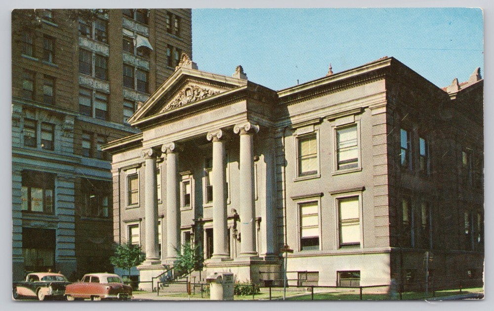 Binghamton New York, Binghamton Public Library Building, Vintage Postcard