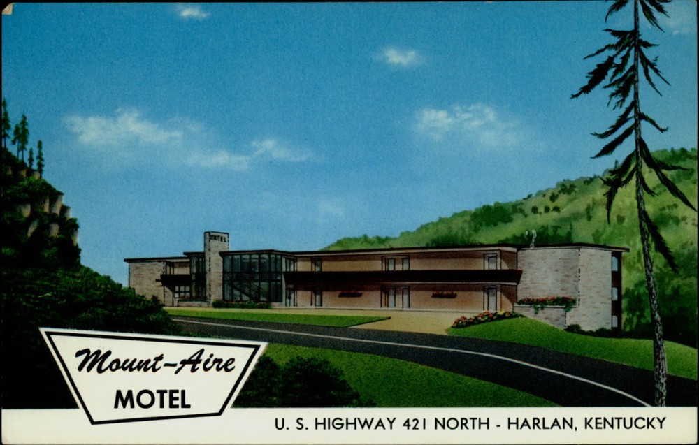 Harlan Kentucky Mount Aire Motel Hwy 421 North unused vintage postcard