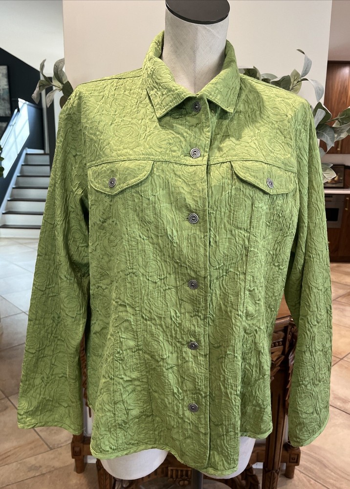 Chicos women’s 2 lime green textured button front jacket U