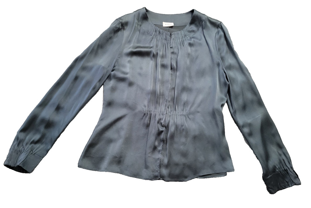 Akris Punto Green Silk Satin Long sleeve  Blouse with  Snap Front Closure-size 8