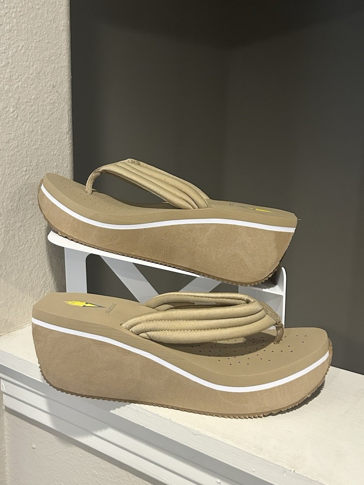 VOLATILE Women's Platform Wedge Zoe Sandals Size 11 NIB