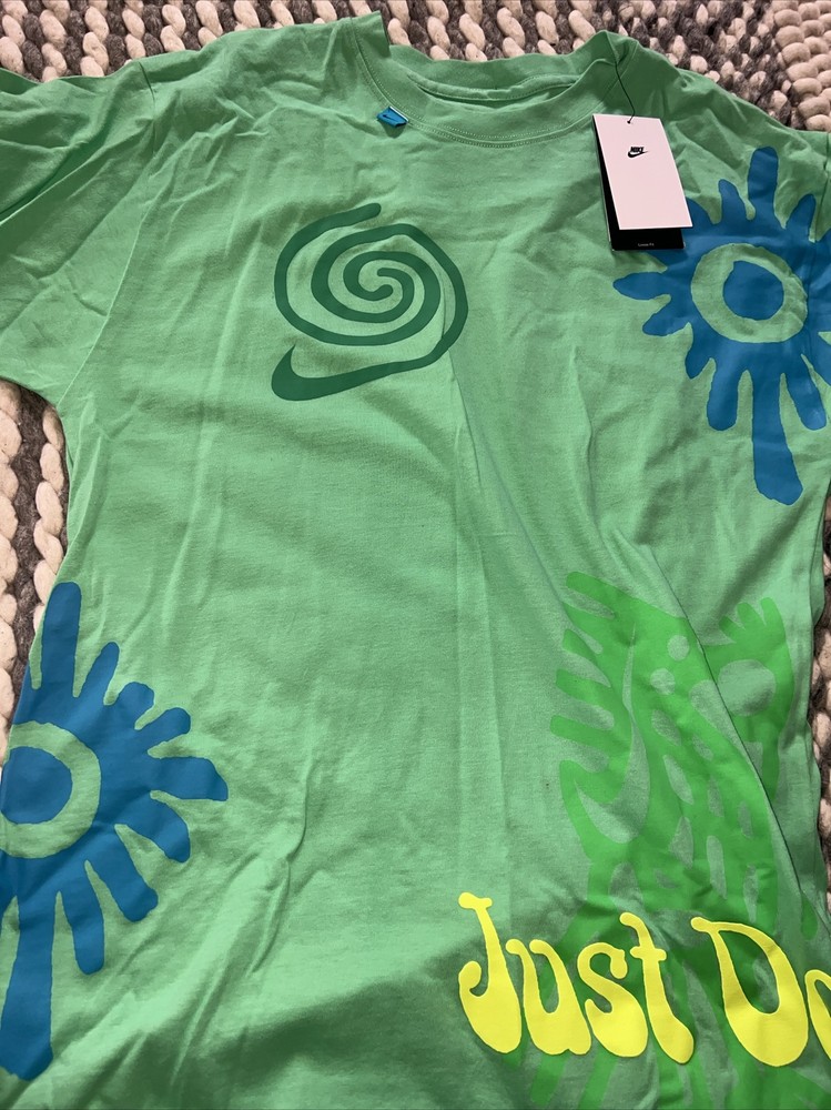 NWT Nike Sportswear Max 90 Gel Vibe Men's Green T-Shirt M FJ1578 $55 Loose Fit