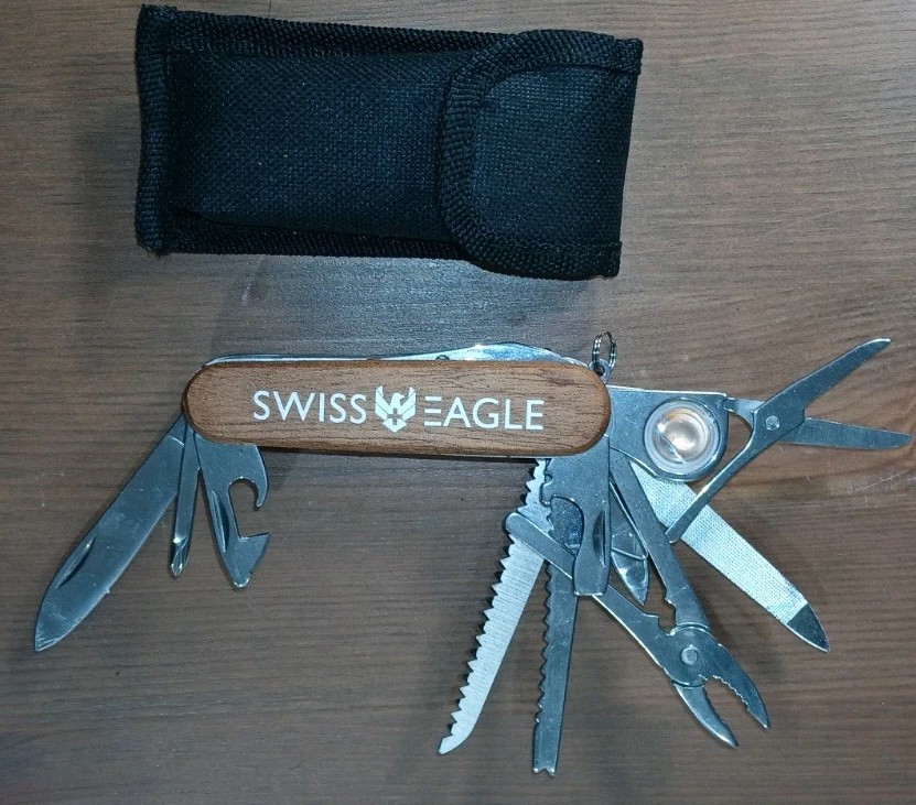 Swiss Eagle Classic Multi-Tool Army Knife New Open Box