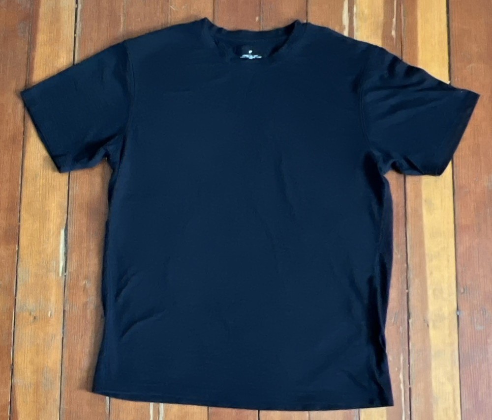 Fabletics Mens Athletic T-Shirt Size Large Black Athleisure Wear Short Sleeve