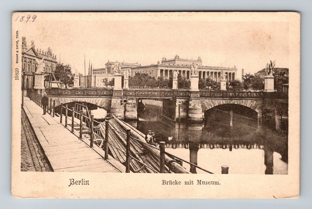 Germany- Berlin River Spree Bridge & Museum Souvenir Old Postal Vintage Postcard