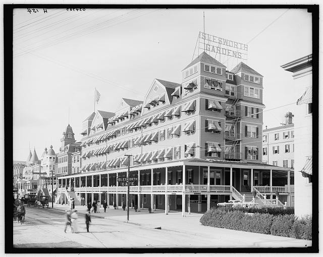 Photo:Hotel Islesworth,Gardens,resorts,buildings,inns,Atlantic City,New