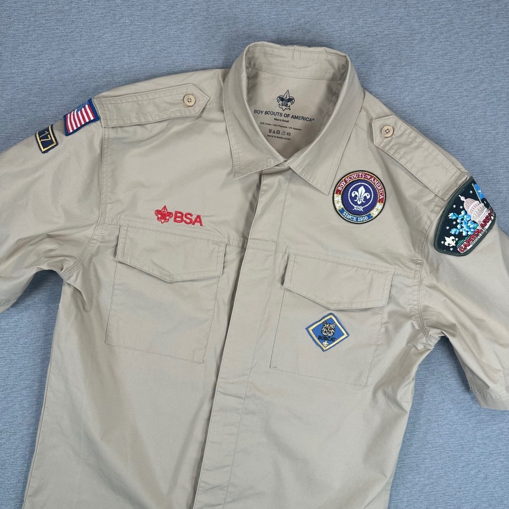 Boy Scouts of America Shirt Mens Small Tan Short Sleeve Official Uniform Patch