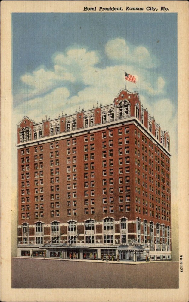 Hotel President ~ Kansas City Missouri flag ~ 1930s linen  vintage postcard