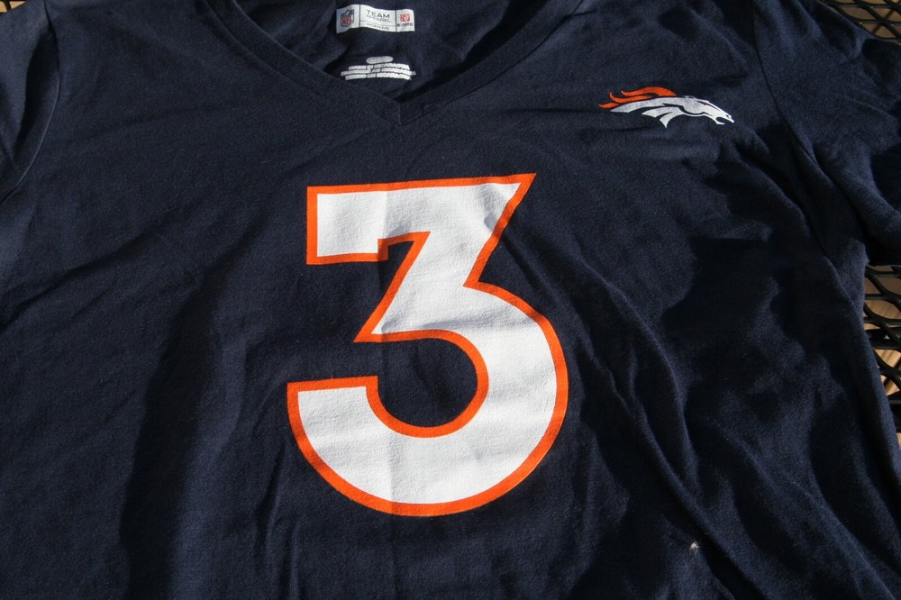 Denver Broncos Women's Russell Wilson #3 NFL Blue V-Neck Shirt