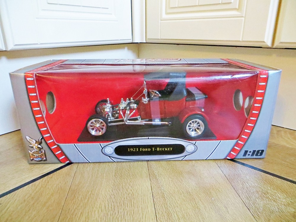 ROAD SIGNATURE 92829 '1923 FORD T-BUCKET HOT ROD'. YAT MING 1:18 MIB/BOXED RARE