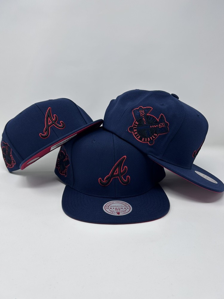 MLB Mitchell & Ness Eclipse SnapBack Braves Cap