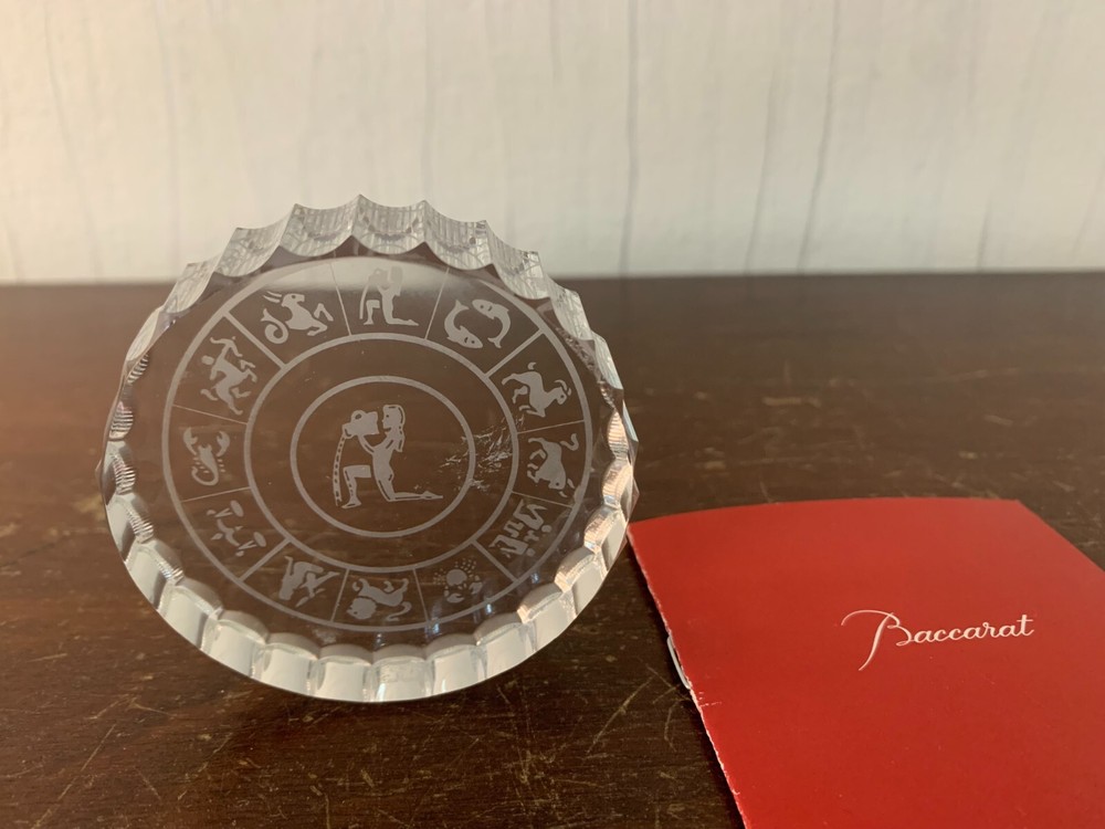 Paperweight zodiac aquarius in Baccarat crystal