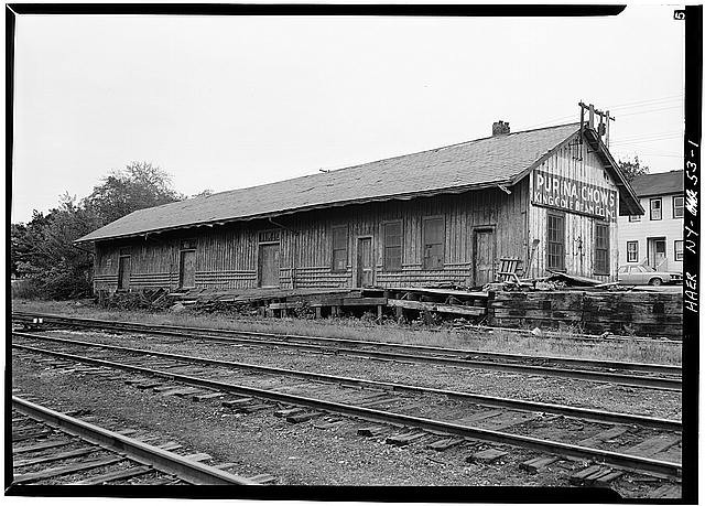 1. General view of freight house - Erie Railway, Avon Freight Station,