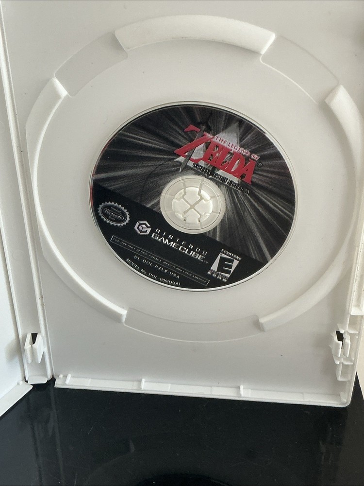THE LEGEND OF ZELDA COLLECTOR'S EDITION Nintendo GameCube,2003) Tested Disc Only