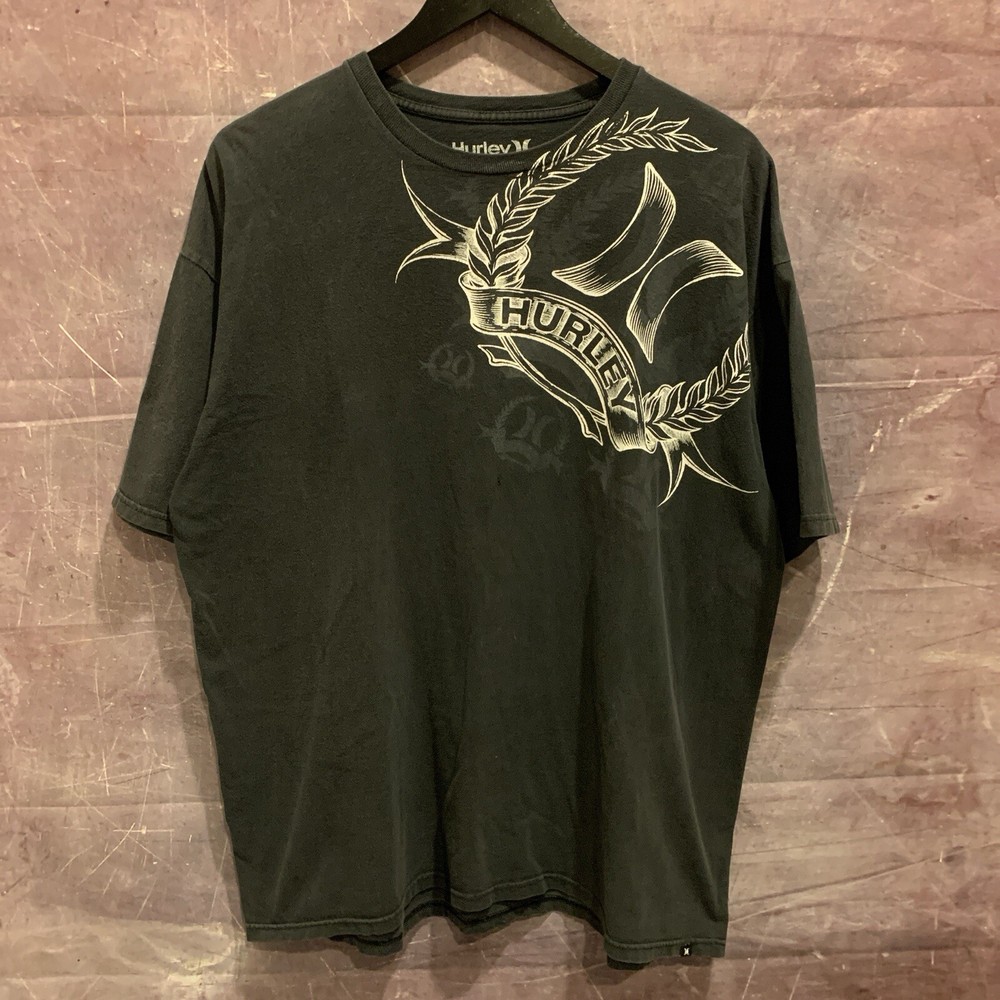Hurley T Shirt XL  VTG Y2k Black Grunge Skate Surf Graphic Short Sleeve