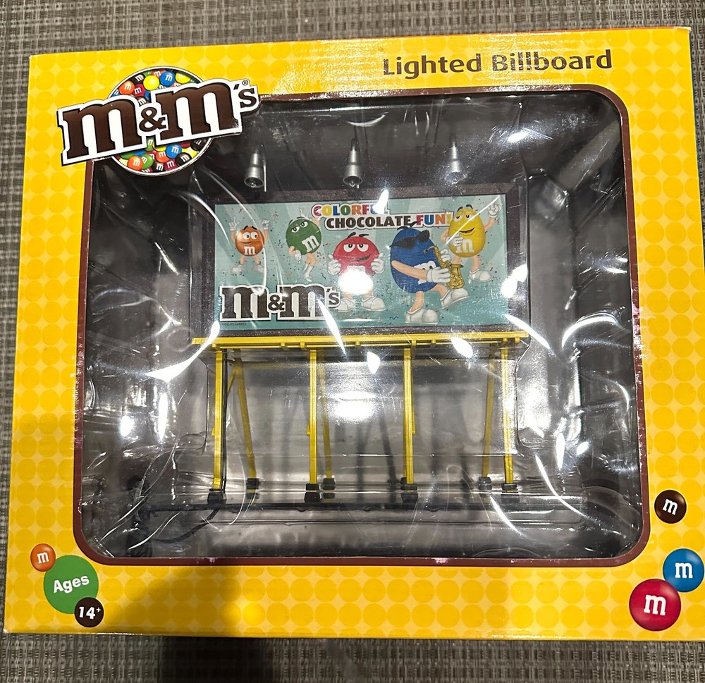 MTH Trains Railking 30-90457 M&M's Chocolate Candy Lighted Billboard O Gauge