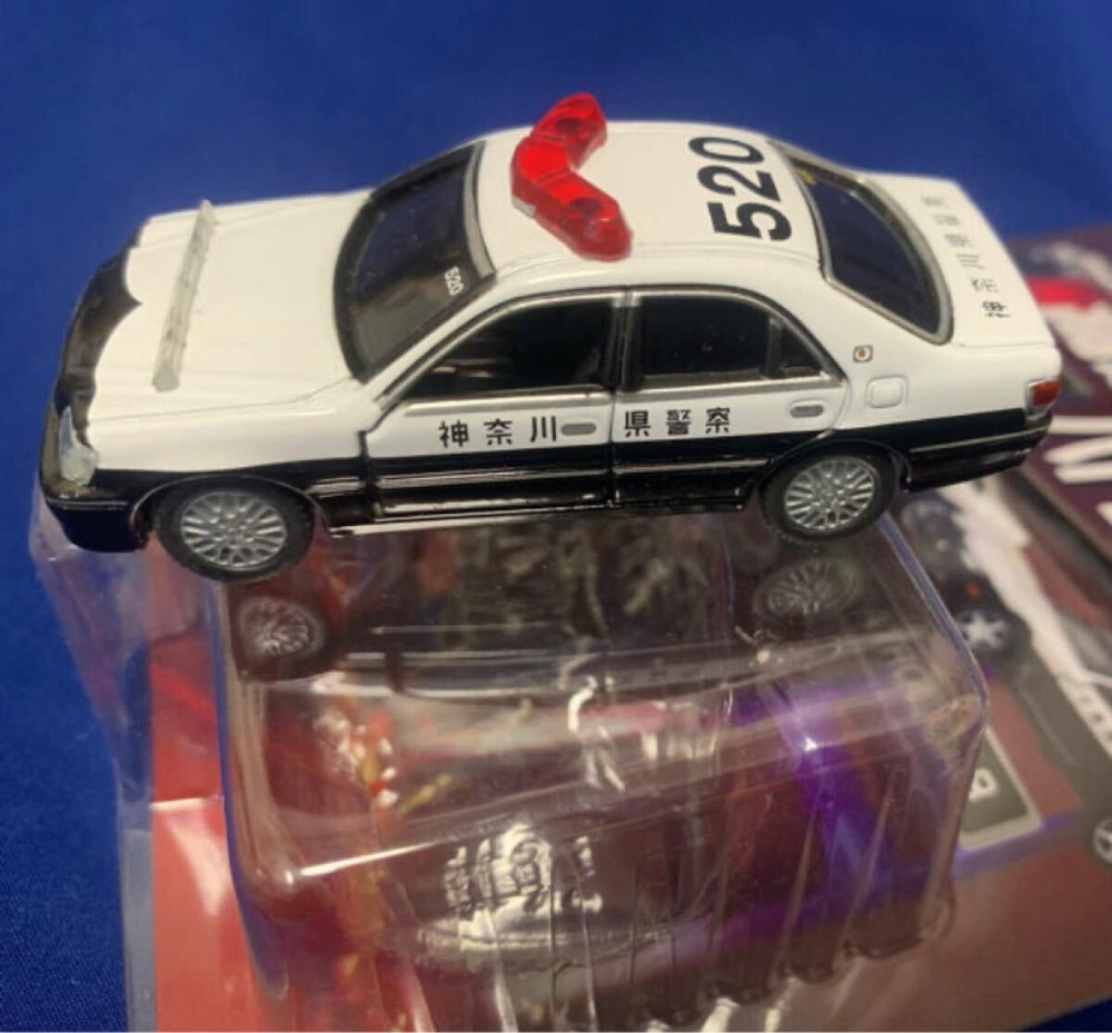 Takara Tomy Tomica Limited Toyota Crown Patrol Car Kanagawa Police