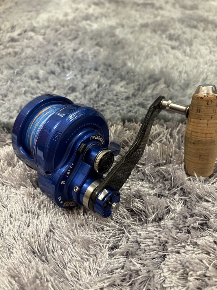 Accurate BOSS DAUNTLESS DX2 600NN Blue LEFTY TWINDRAG 2-speed Carbon Handle-image
