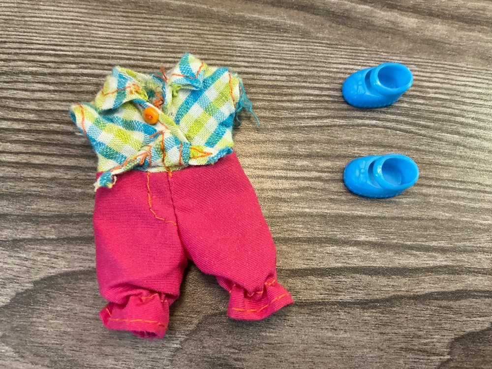 Mattel Barbie Kelly  Doll Clothes Top Shirt Shorts Shoes Set Lot # 105