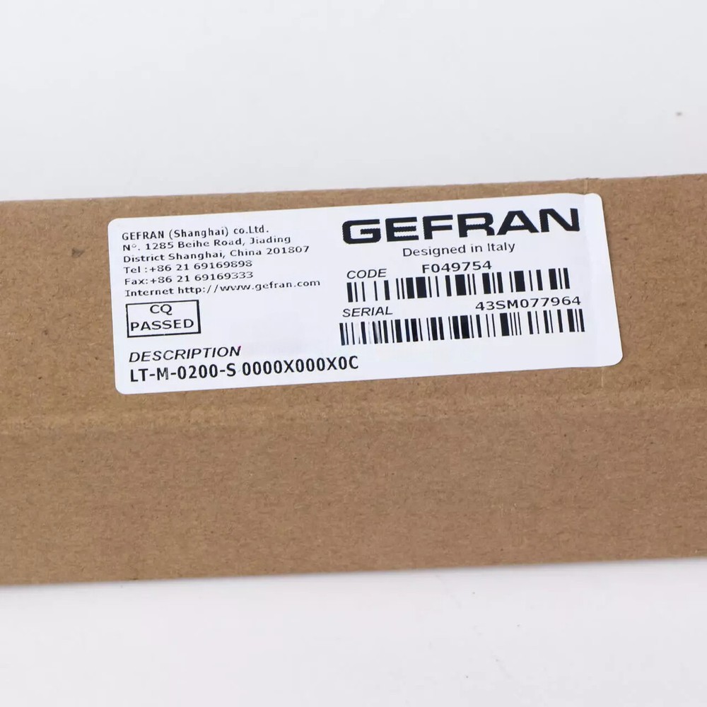 1PCS NEW Gefran Rectilinear Displacement Transducer LT-M-0200-S