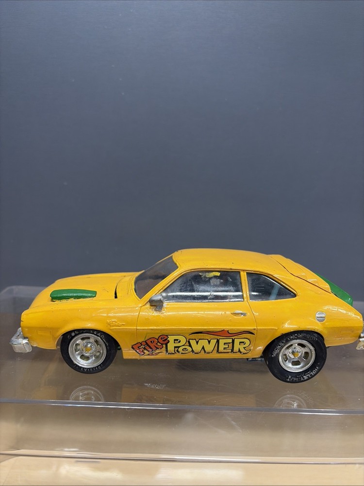 Vtg Unbranded 1975 Ford Pinto 1:25 Scale Built Model Parts Or Rebuild Pls Read
