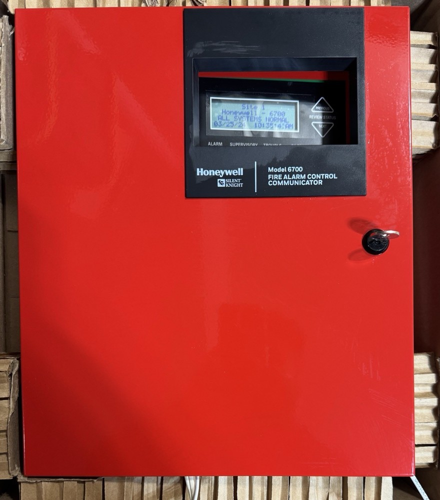 Silent Knight 6700 Fire Alarm Control Panel.  USED. TESTED. WORKS. V7.  Read.