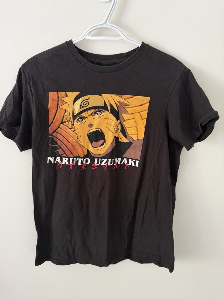 Naruto Uzumaki Shippuden Collection Anime Graphic T-Shirt, Size Medium