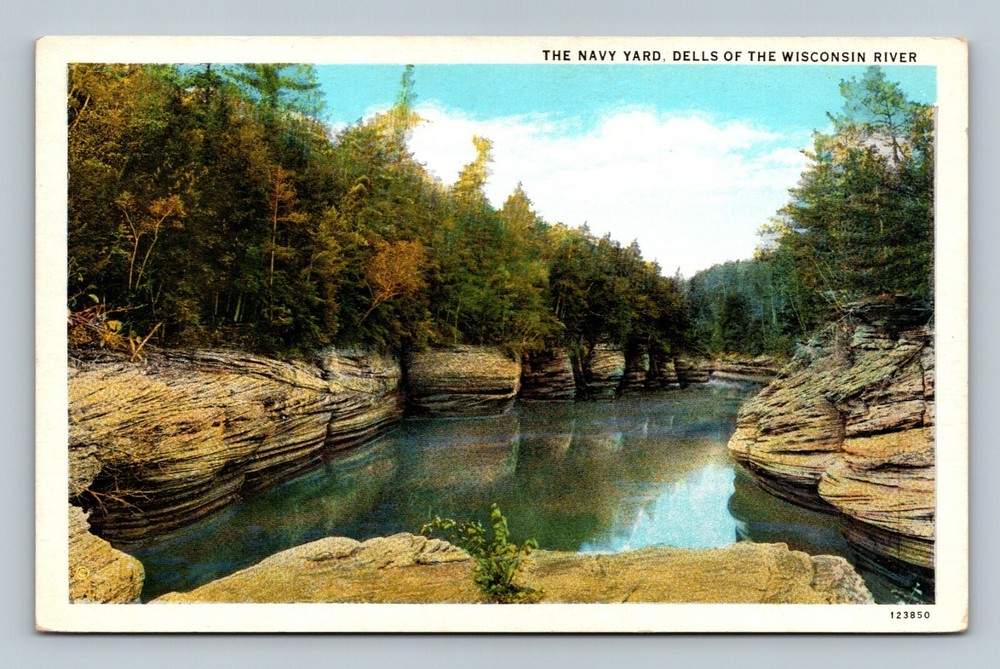 Navy Yard Dells of the Wisconsin River Postcard