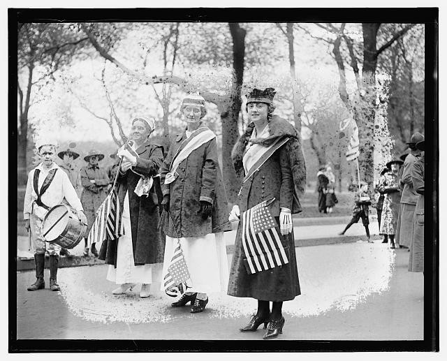 Photo:Liberty Loan Bond Parade 1918 Women Flags Drum 3rd