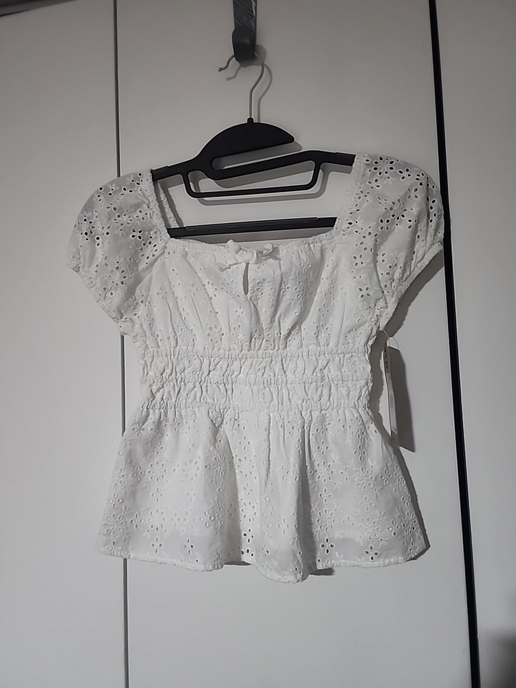 Levi's Girls White Short Sleeve Shirt Size  Small 8-10