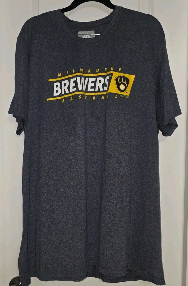 Milwaukee Brewers Men's Short Sleeved T-shirt 2XL Soft 100% Polyester