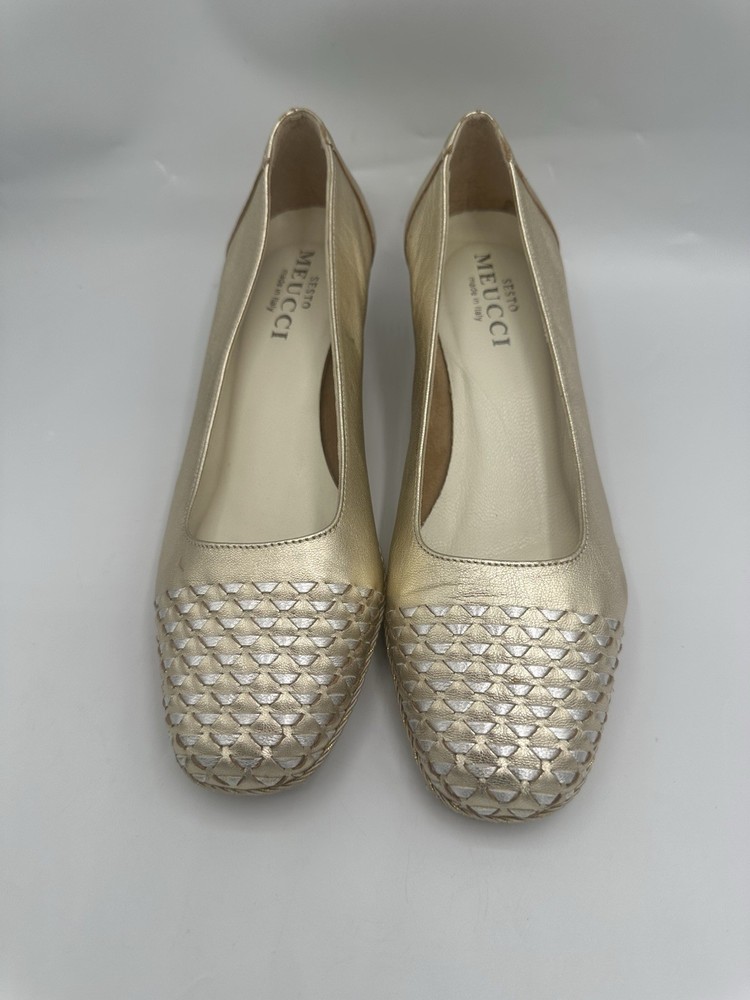 Sesto Meucci Womens  Gold Woven Leather Slip on Comfort Shoes Size 8M