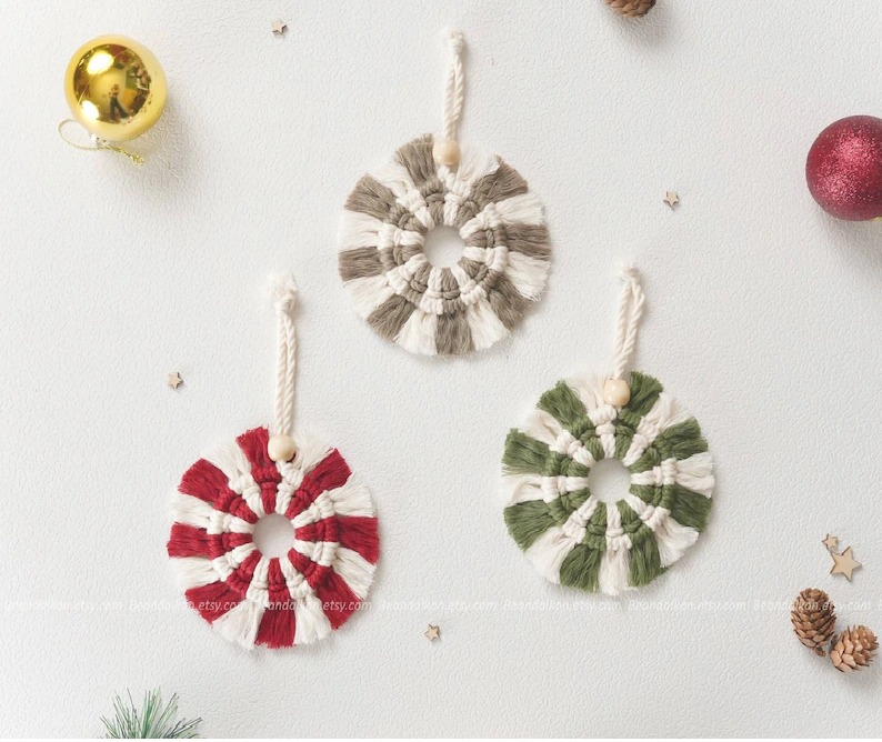 Macrame Wreath Ornament, Rustic Boho Winter, Farmhouse / Christmas Tree Decor