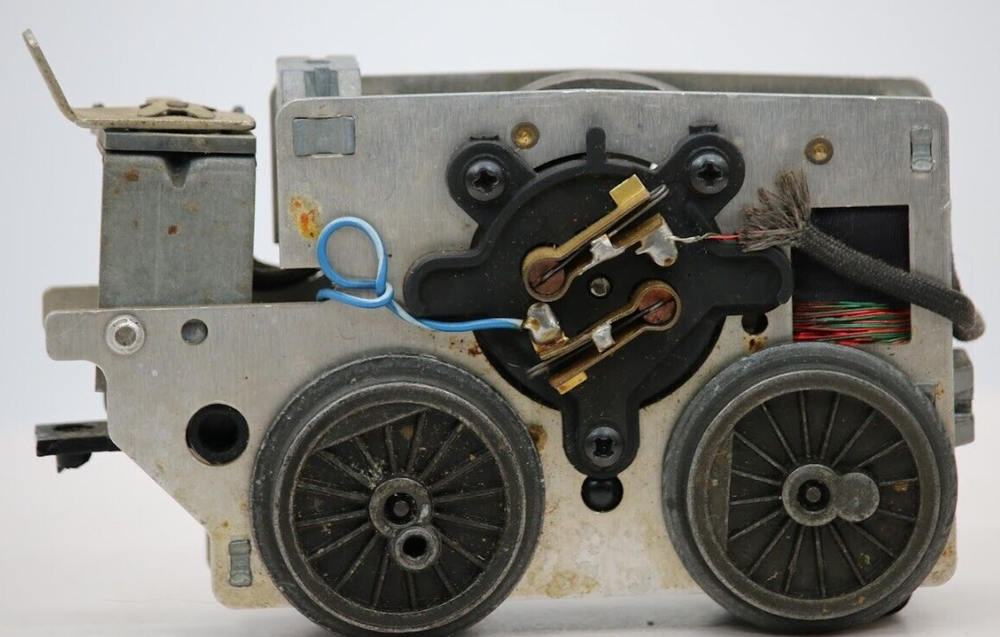 Lionel MPC 8300 Series O Gauge Atlantic Steamer 1:48 Scale No Shell O-27